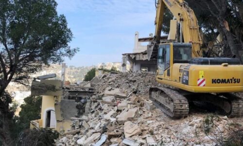 99c4c9f3-da65-4a0c-99d7-910a85d4188b (1)